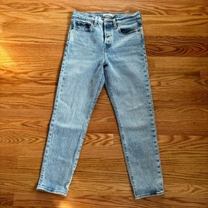 Levi’s Wedgie Fit Ankle Women’s Jeans, Size 28, Light blue